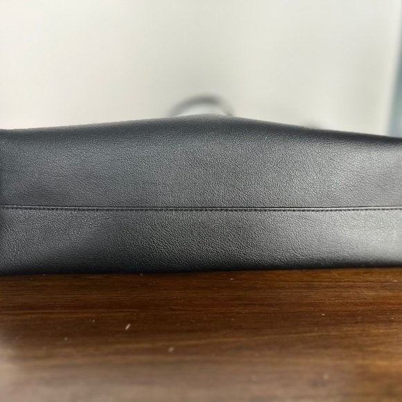 Saint Laurent Shopping Tote - Picture 4 of 15